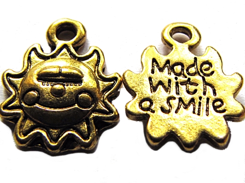 Anhänger Sonne, Made with a smile, goldfarben, 16x12mm